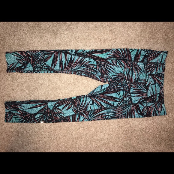 lululemon athletica Pants - Lululemon Tight Stuff Leggings Size 4